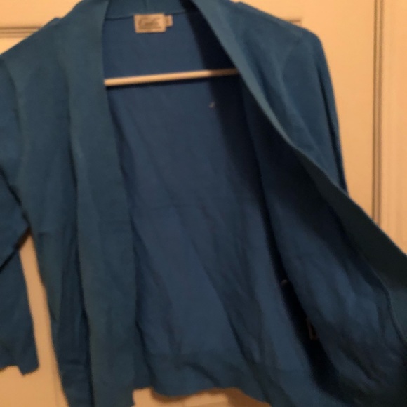 Cardigan - Picture 2 of 4